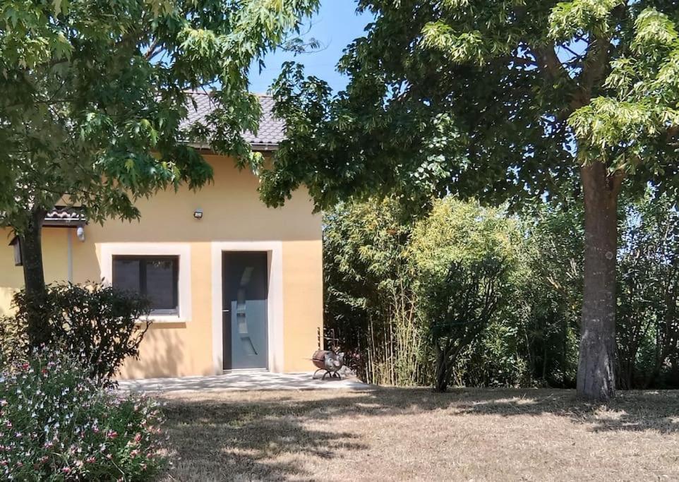 Appartement 60M² -Clonas /Vareze Clonas-sur-Vareze Exterior foto
